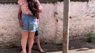 Дебеличка ми, майка ми на улицата смучат моят задник, както си седеше, докато диплома