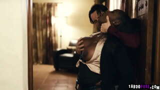 Шанымем доно секс пачешӹжӹ занимая сексуальный риэлторша Извращенный клиентвлӓ яратен, а вара тӹдӹ порт нӓлеш