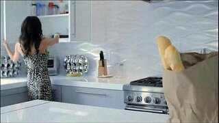 Огыр-Martini Милф PureMature Вероника Авлув