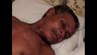 Ông già nhận được một số chất béo